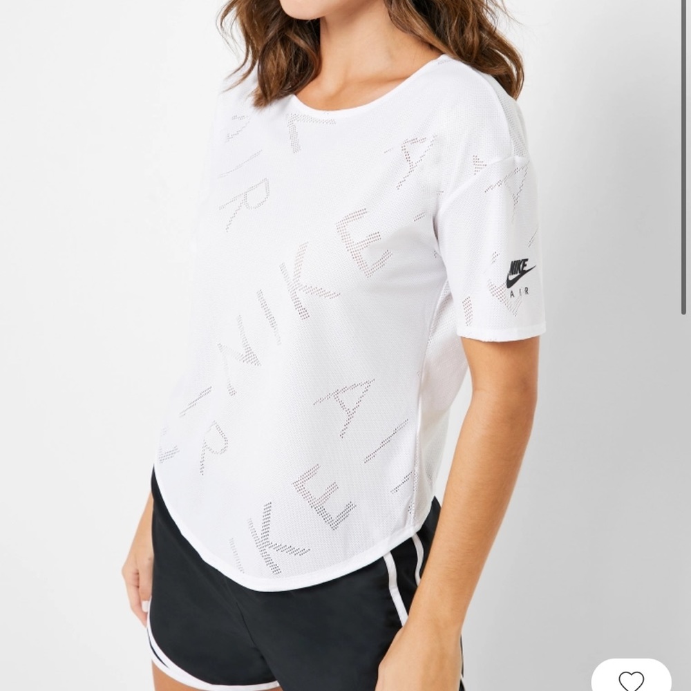 Women’s Dri-Fit Nike Air Mesh Top** Older but !!Never worn!!